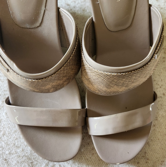 Calvin Klein Wedge sandal - Picture 3 of 6